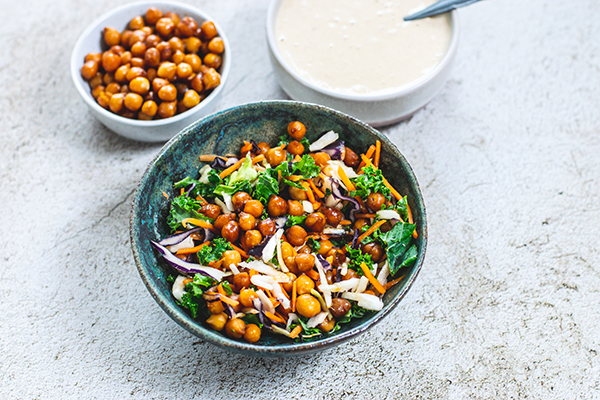 kålsalat med gomadressing