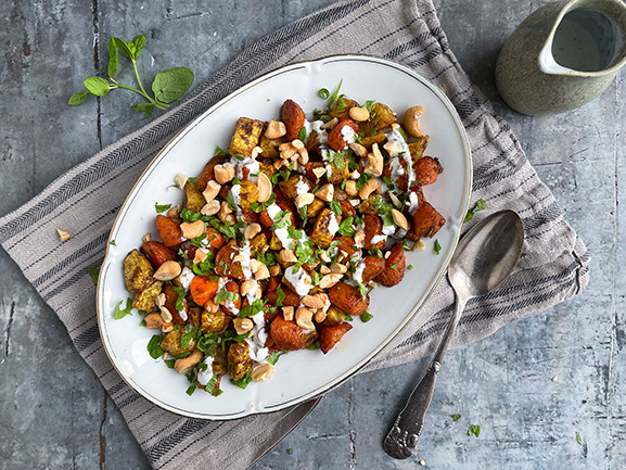 Bagt knoldselleri og gulerødder i garam masala